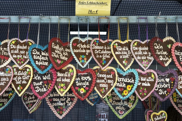 Gingerbread hearts