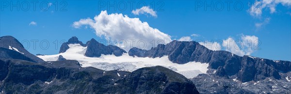 View to the Hallstatt Glacier and High Dachstein