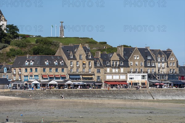 Low tide in the port of Cancale