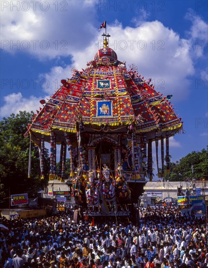 Chariot festival at Thiruvarur