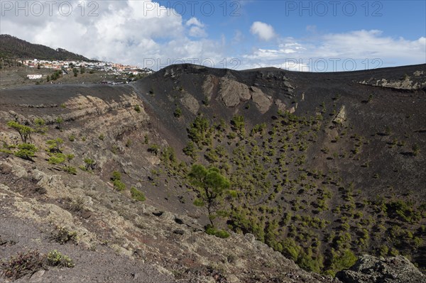 Caldera of the volcano of San Antonio