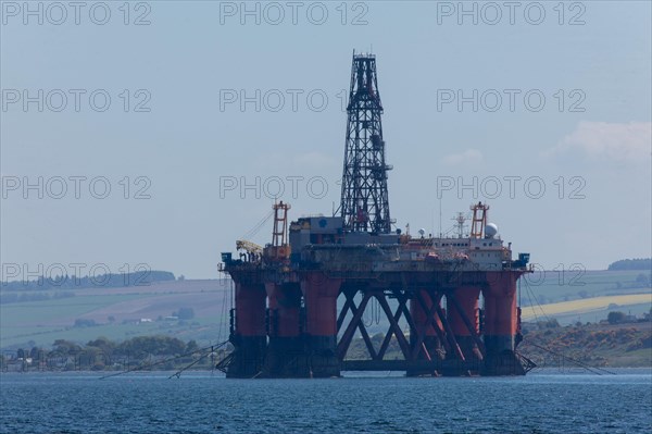 Oil rig