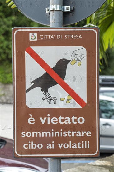 Bird Feeding Prohibited Sign