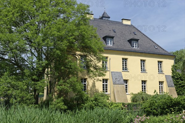 Outbuilding of Linn Castle