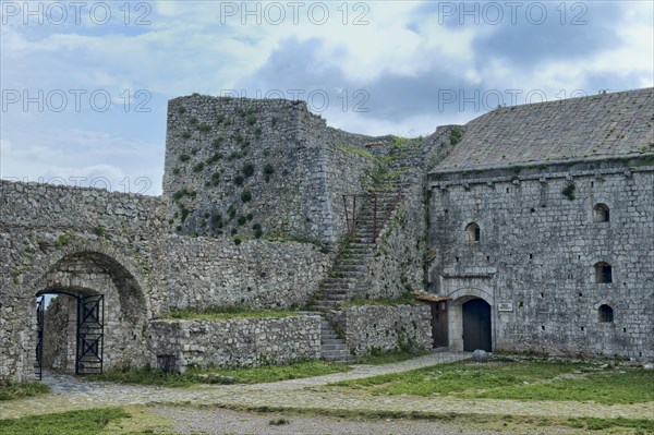 Rozafa castle