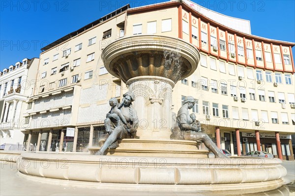 Olympias Monument and Fountain