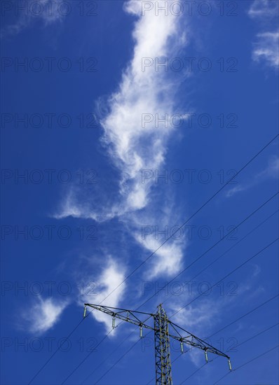 Feather clouds