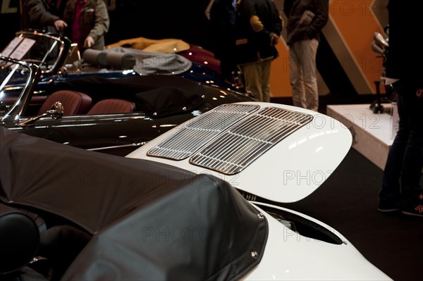 Raised bonnet with split radiator grille of Porsche 356 Carrera 2 cabriolet