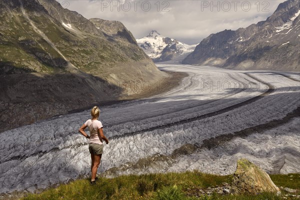 Hiking along the Great Aletsch Glacier