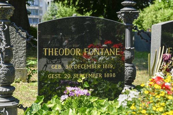 Grave Theodor Fontane