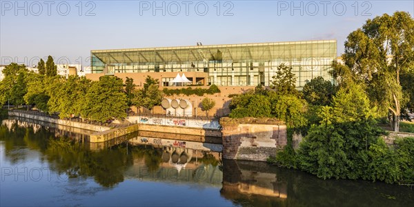 Musee d'Art Moderne et Contemporain in the district of La Petite France
