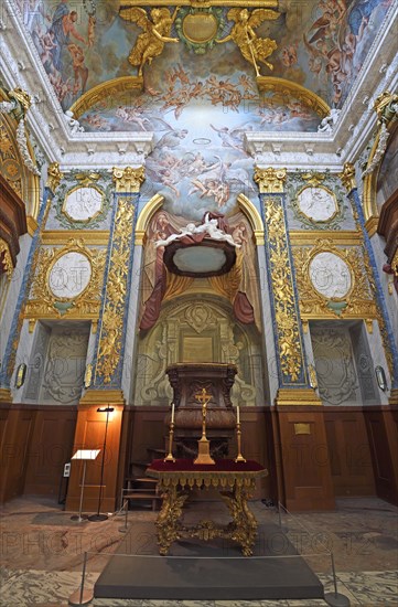 Palace Chapel