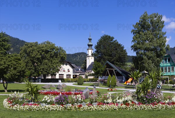 Park on Lake Wolfgang