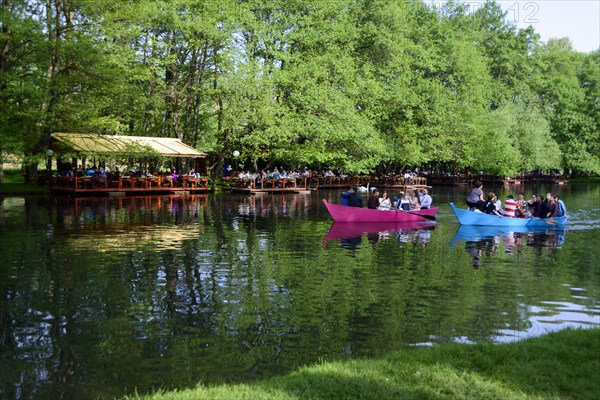 Lakeside restaurant