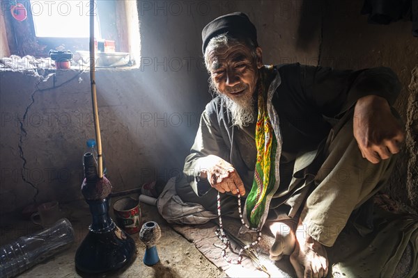 Sufi man who got all his family killed by the Taliban