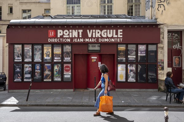 Theatre Le Point Virgule in the Jewish district of Marais