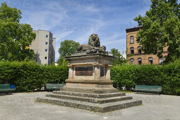 Lion Monument