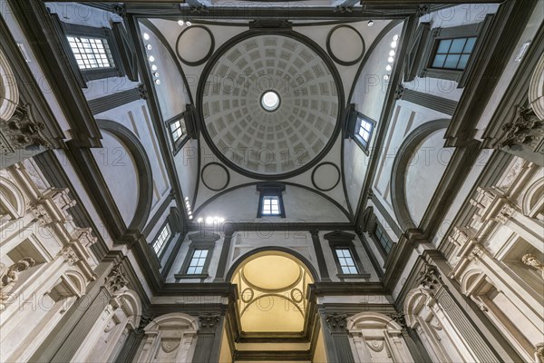 Room and Dome of the Sagrestia Nuova