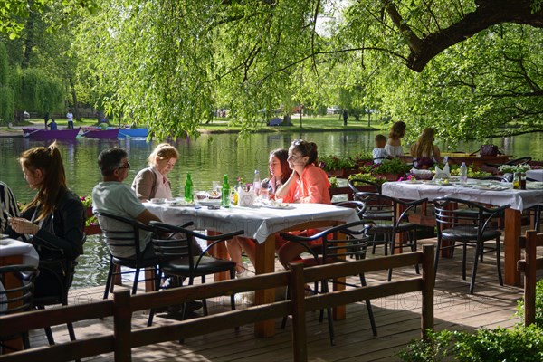 Lakeside restaurant