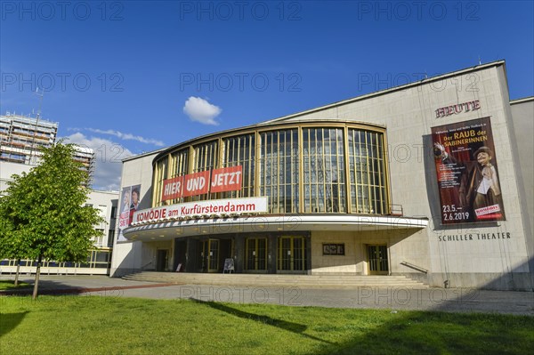 Komoedie am Kurfuerstendamm at the Schillertheater