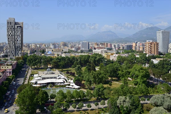 City centre with Rinia Park