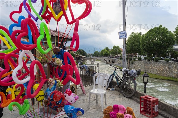 Balloon stand