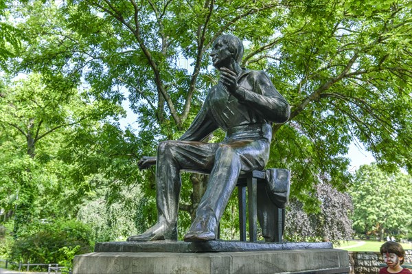 Heinrich Heine Monument