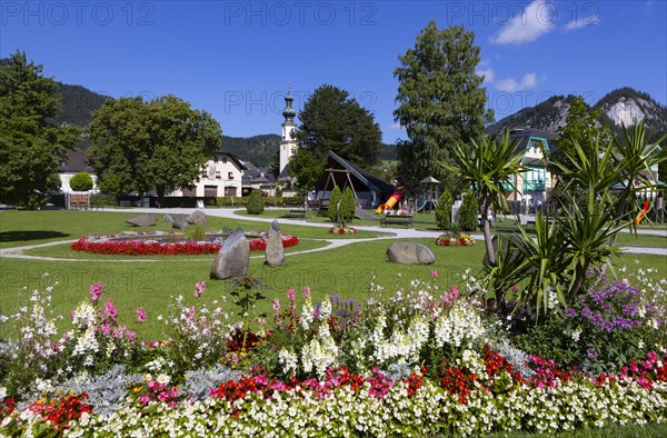 Park on Lake Wolfgang