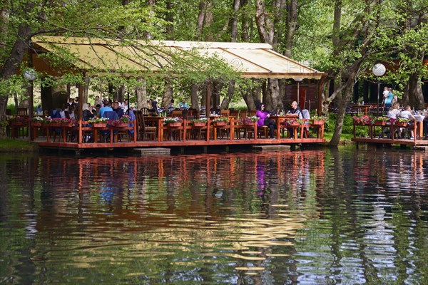 Lakeside restaurant