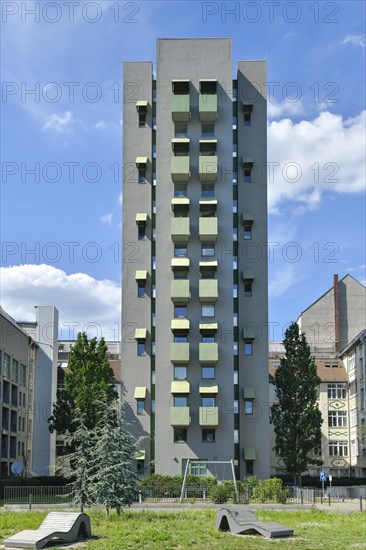 Kreuzberg Tower by John Hejduk