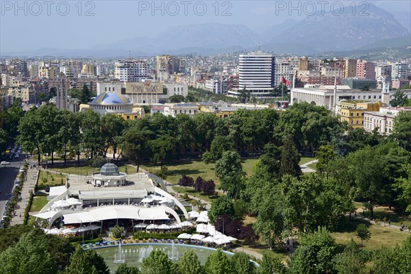 City centre with Rinia Park