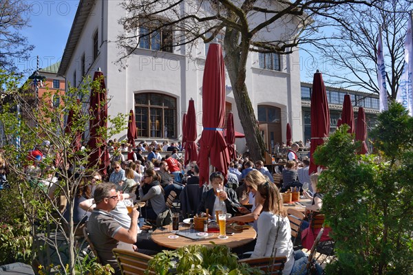 Beer Garden Der Pschorr