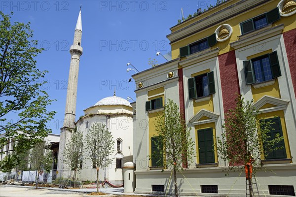 Et'hem Bey Mosque and City Hall