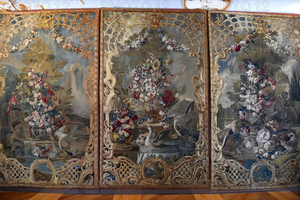 3 Tapestries