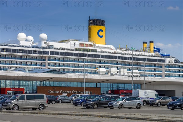 Cruise Center