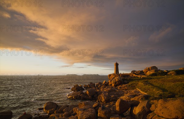 Phare de Ploumanac'h Lighthouse