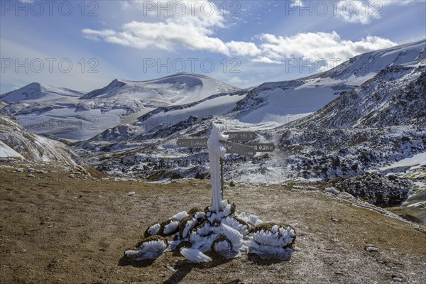 Signpost above the Hveradalir hot spring area