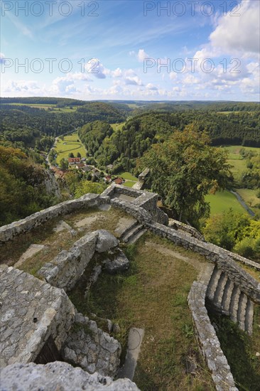 Hohengundelfingen castle ruins