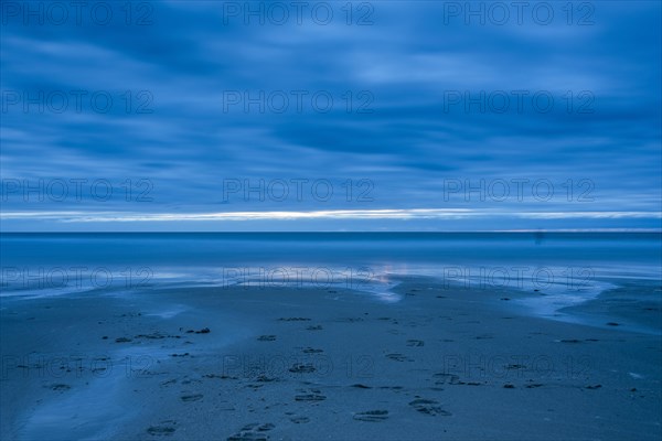 Evening mood at the sea