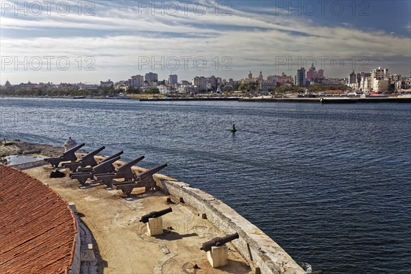 Cannons of the fortress Castillos de los Tres Reyes del Morro secured the harbour entrance during Spanish rule