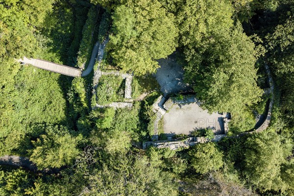 Bird's eye view of Isenburg Ruin