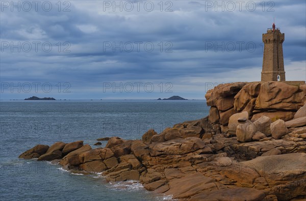 Phare de Ploumanac'h Lighthouse