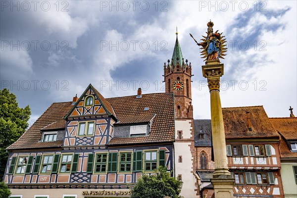 Market square with St. Mary's Column at the fountain