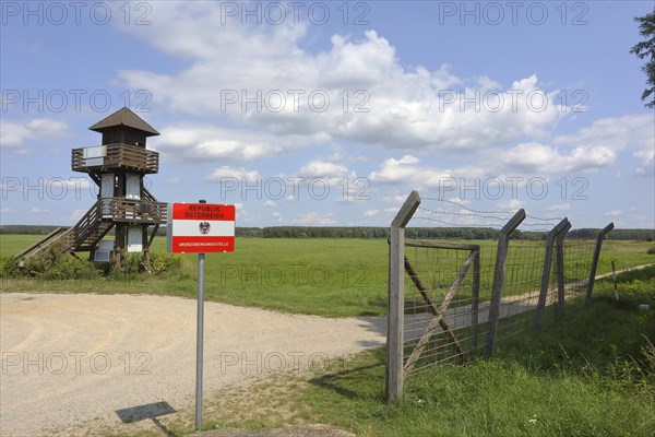 Observation tower