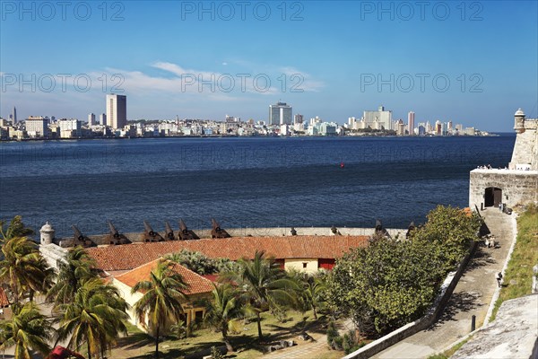 Cannons of the fortress Castillos de los Tres Reyes del Morro secured the harbour entrance during Spanish rule