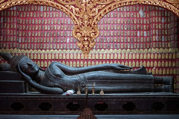 Reclining Buddha