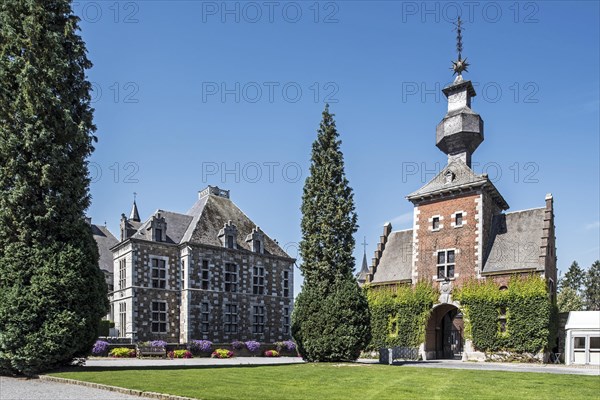 Entrance gate of the Chateau de Jehay