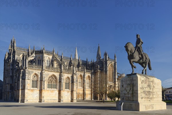 Equestrian statue Nuno Alvares Pereira