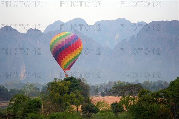 Hot air balloon in Vang Vieng