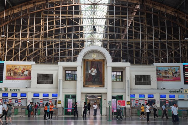 Station concourse